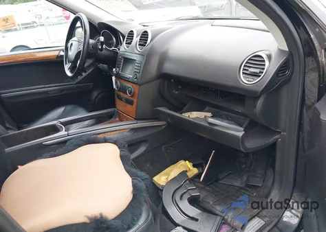 2008 Mercedes-Benz Ml 320 Cdi 4Matic z USA, uszkodzony, nr VIN 4JGBB22EX8A360434